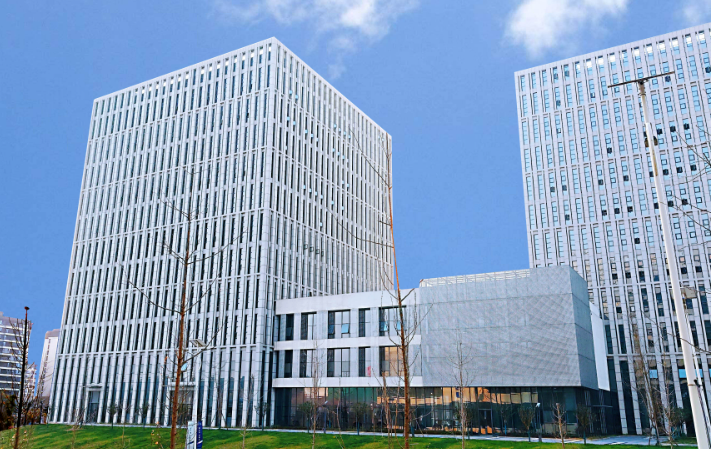 四川东泉井商贸有限公司2024年节庆礼品酒水批发选品方案